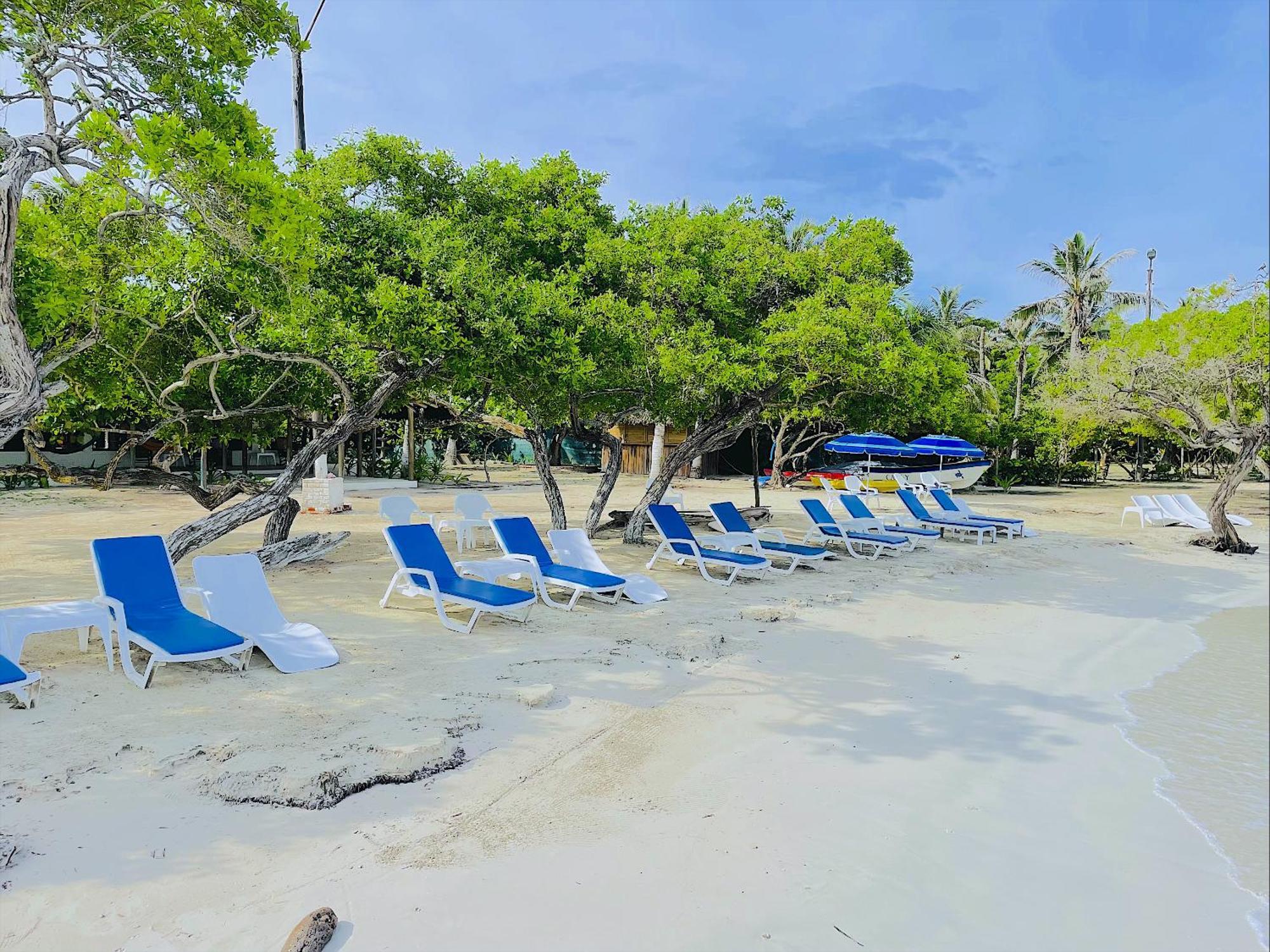 Hotel Carey Beach Бару Экстерьер фото