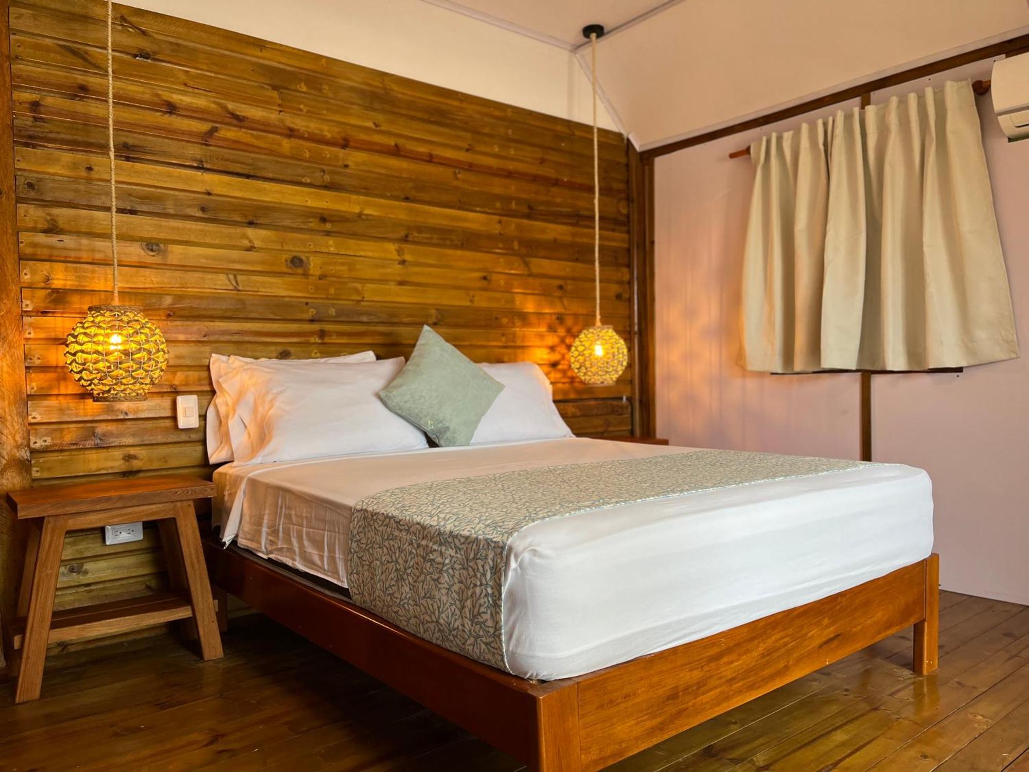 Hotel Carey Beach Бару Экстерьер фото