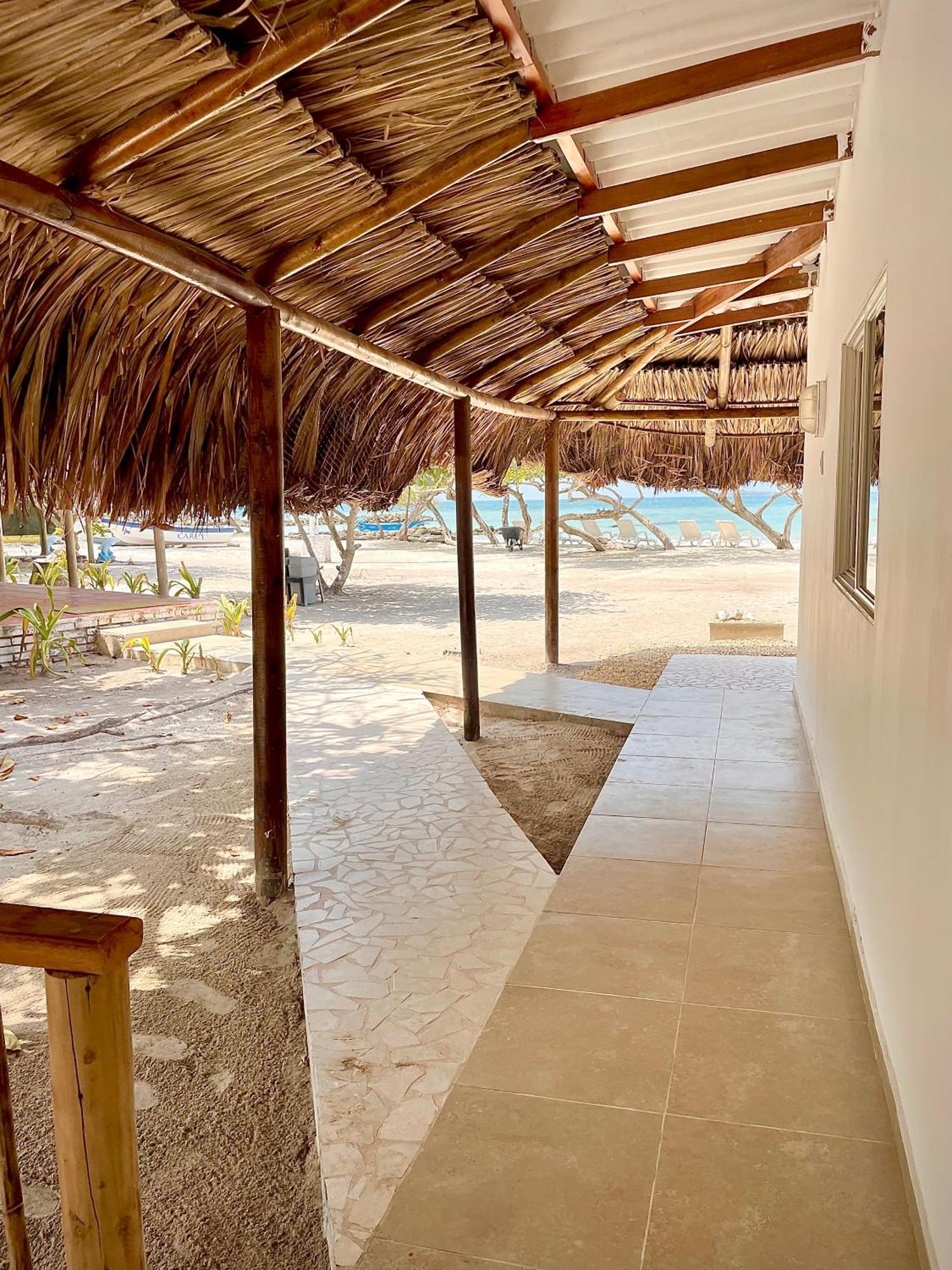 Hotel Carey Beach Бару Экстерьер фото